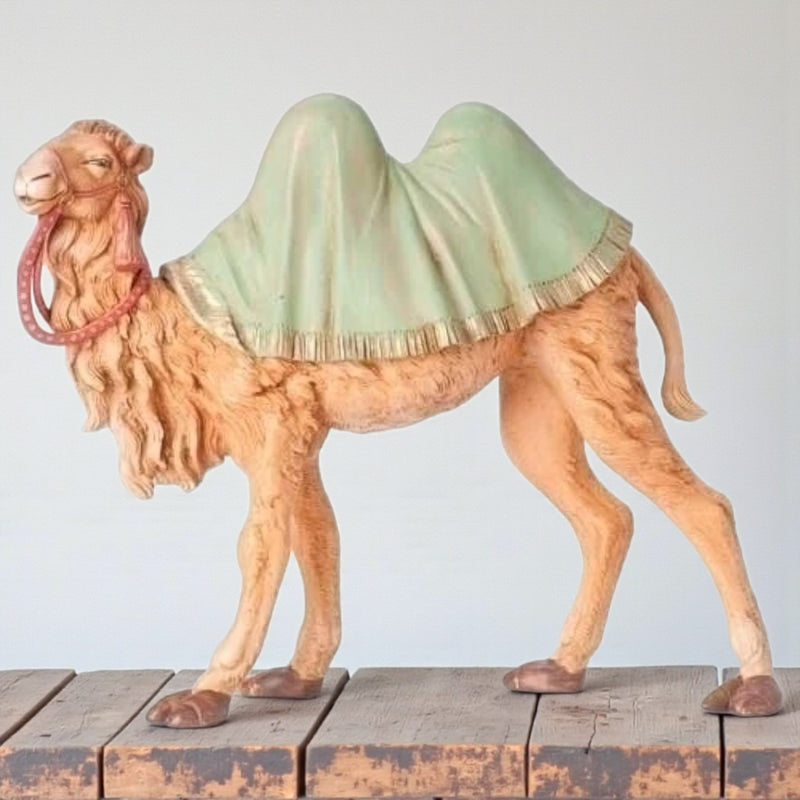 Camel Standing 12" Scale