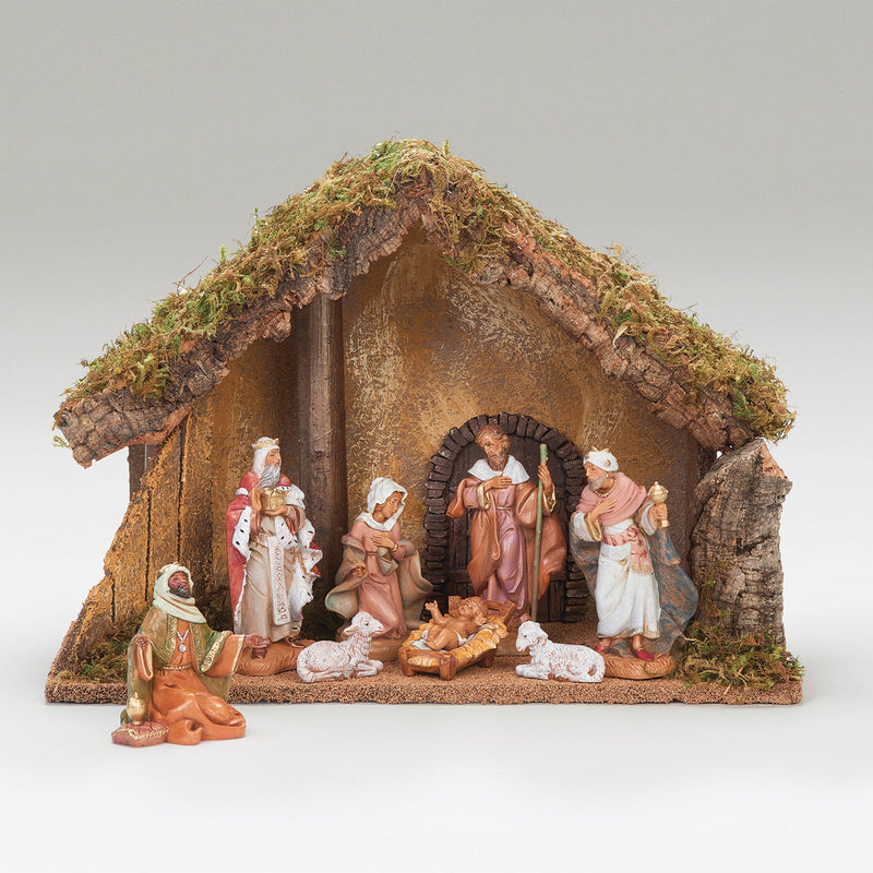 8 Figure Nativity Set with Italian Stable 5" Scale