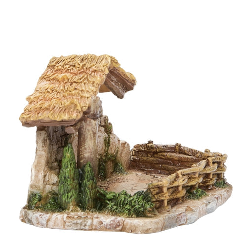 Pig Pen Shelter 4"H