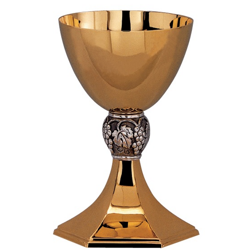 Molina 1848 Hexagonal Chalice and Dish Paten, product photograph 1