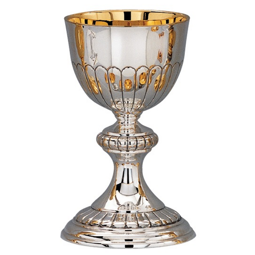 Molina 1856 Fluted Chalice and Dish Paten, 13 Oz., product photograph 1