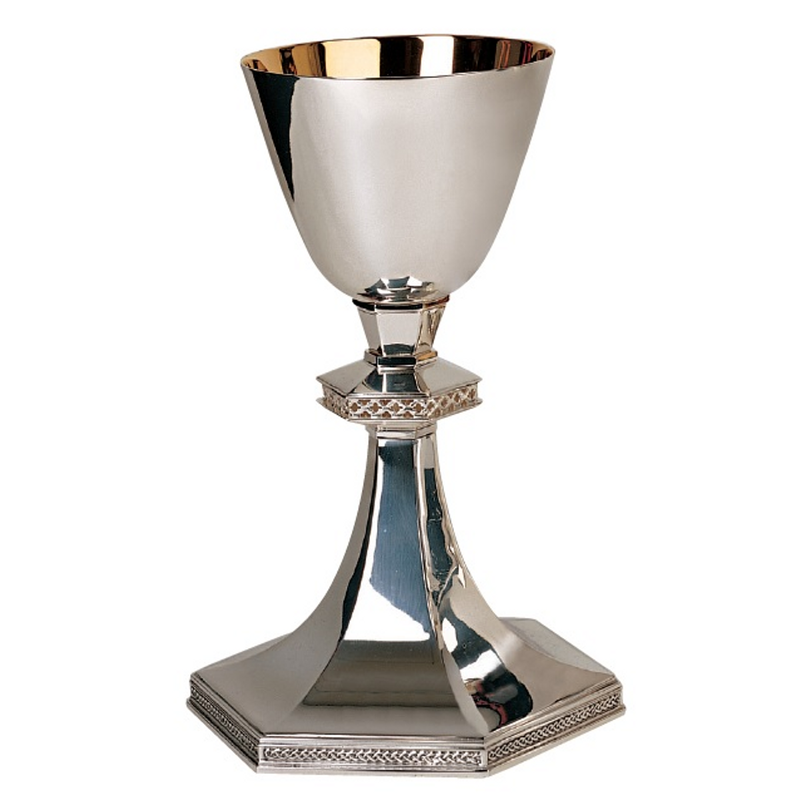 Molina 2404 Gothic Hexagonal Chalice & Dish Paten, product photograph 1