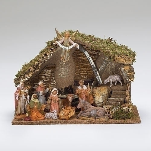 11 Figure Nativity Set with Italian Stable 5" Scale